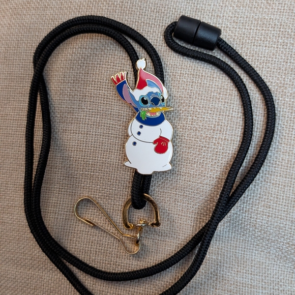 Disneyland CAST lanyard vtg disney Snowman Stitch bolo le Limited edition 1000 - Picture 2 of 3
